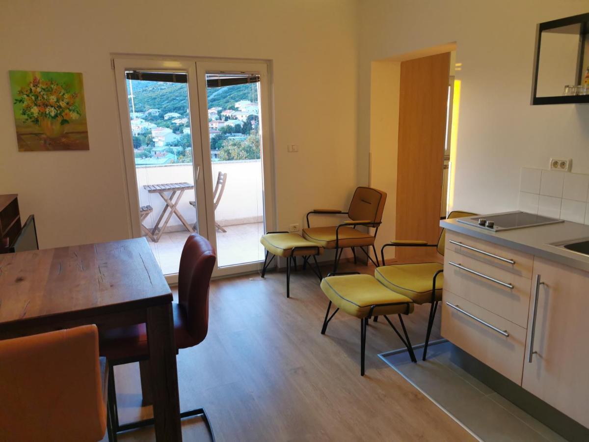 Bc Apartments - Mit Zentralheizung Senj  Esterno foto