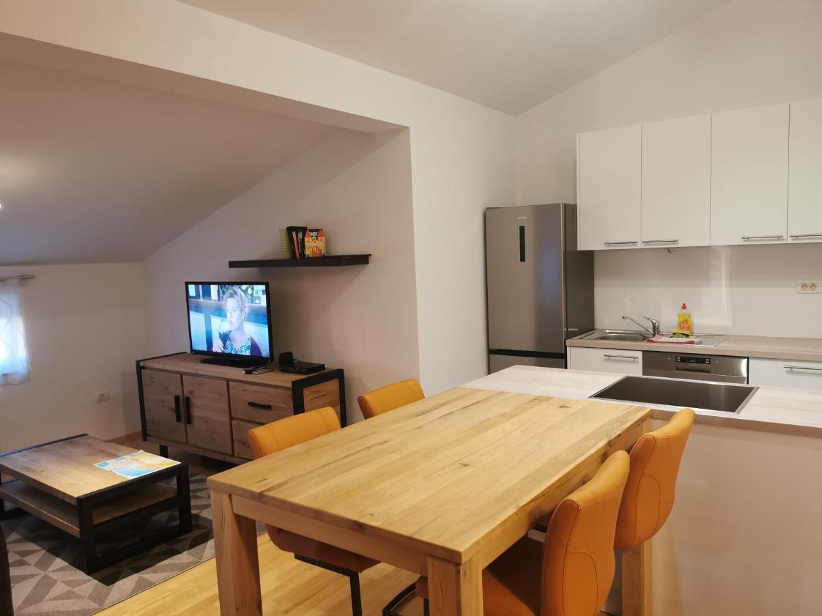 Bc Apartments - Mit Zentralheizung Senj  Esterno foto