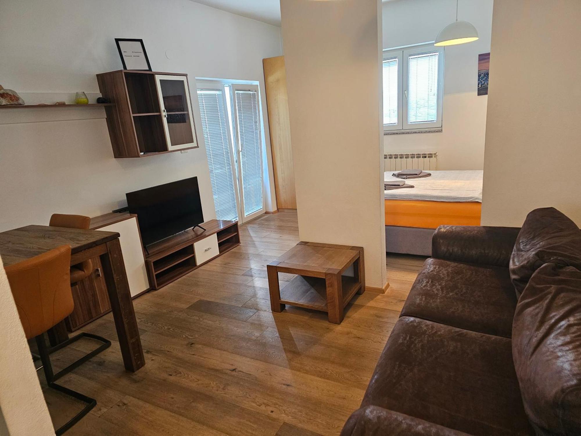 Bc Apartments - Mit Zentralheizung Senj  Esterno foto