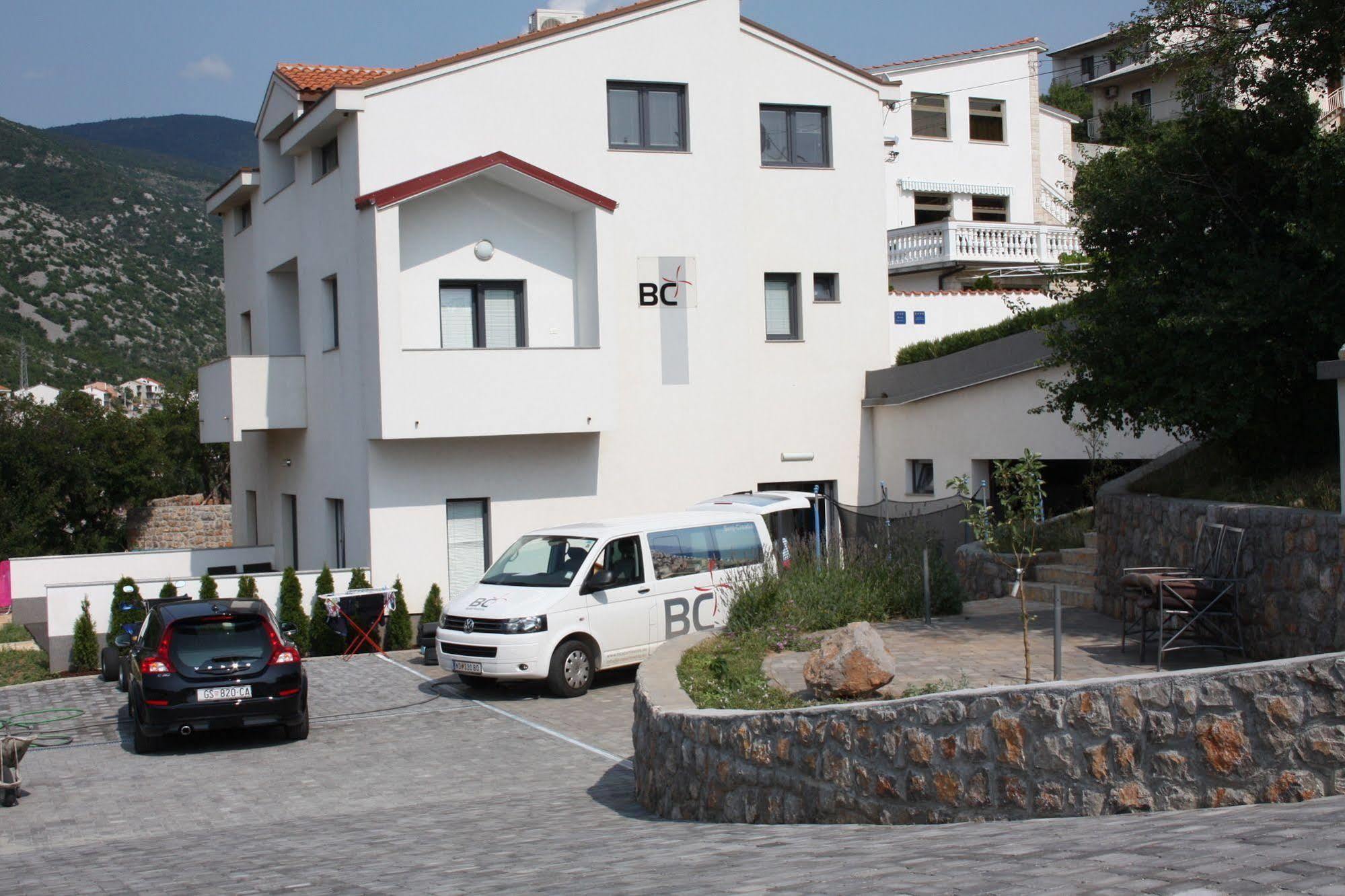 Bc Apartments - Mit Zentralheizung Senj  Esterno foto